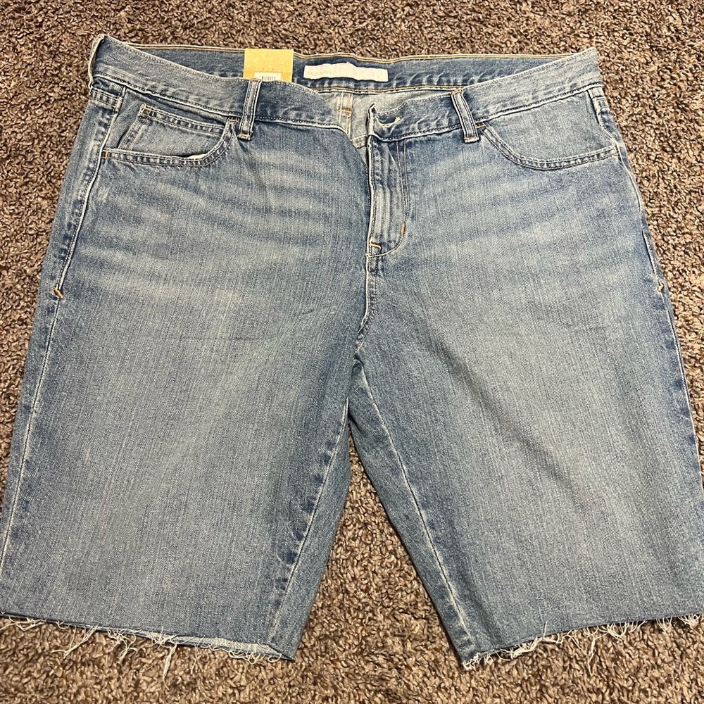 Old Navy “the sweetheart” Classic Rise Bermudas